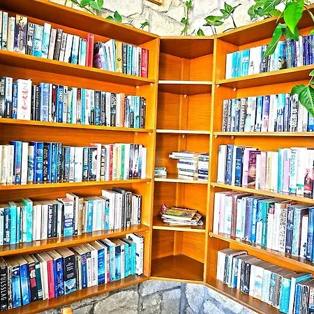 House Ξενοδοχείο με διαμερίσματα