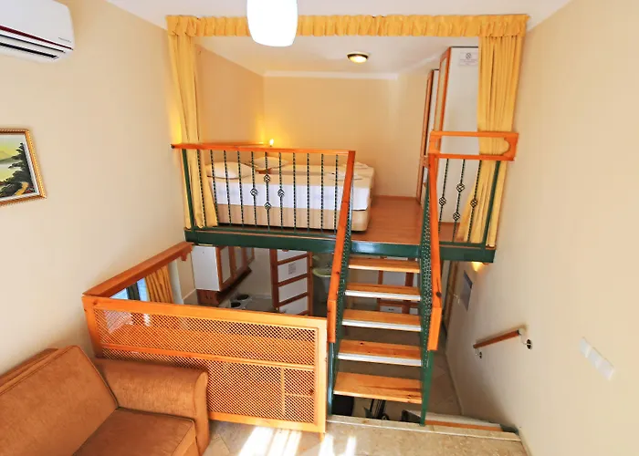 House 3*