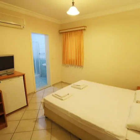 House Aparthotel