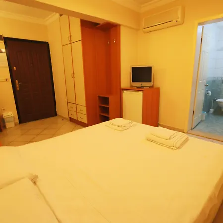 House Aparthotel
