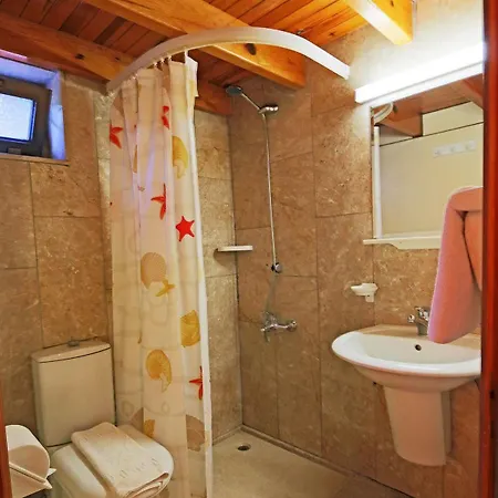 House Aparthotel 3*