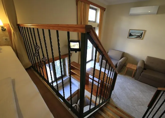 Aparthotel House 3*