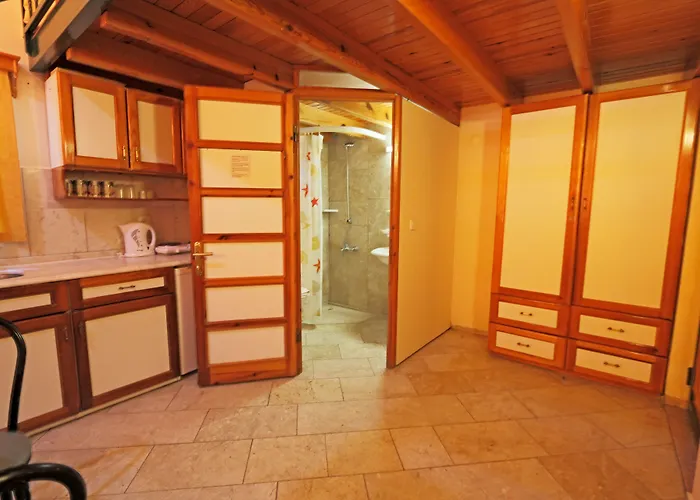 House Aparthotel